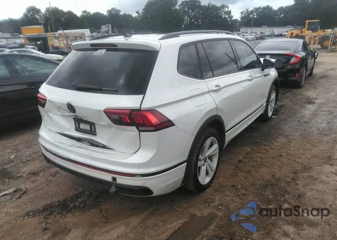 2024 Volkswagen Tiguan 2.0T Se R-Line Black z USA, uszkodzony, nr VIN 3VVCB7AX3RM077940